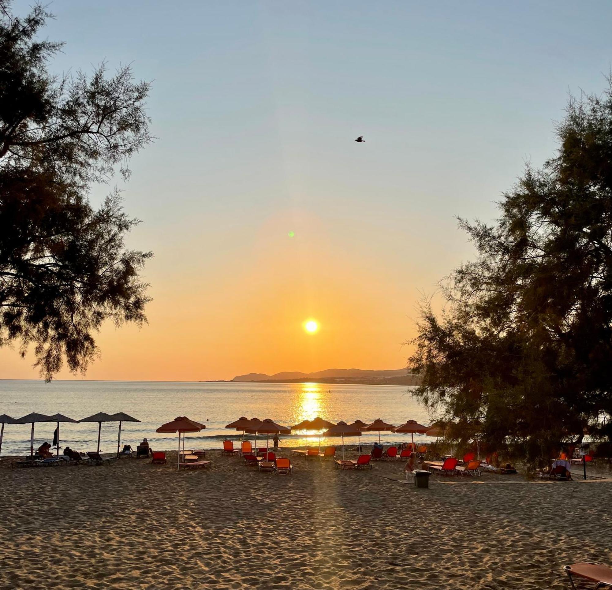 Pal Beach Palaiochora Exteriér fotografie